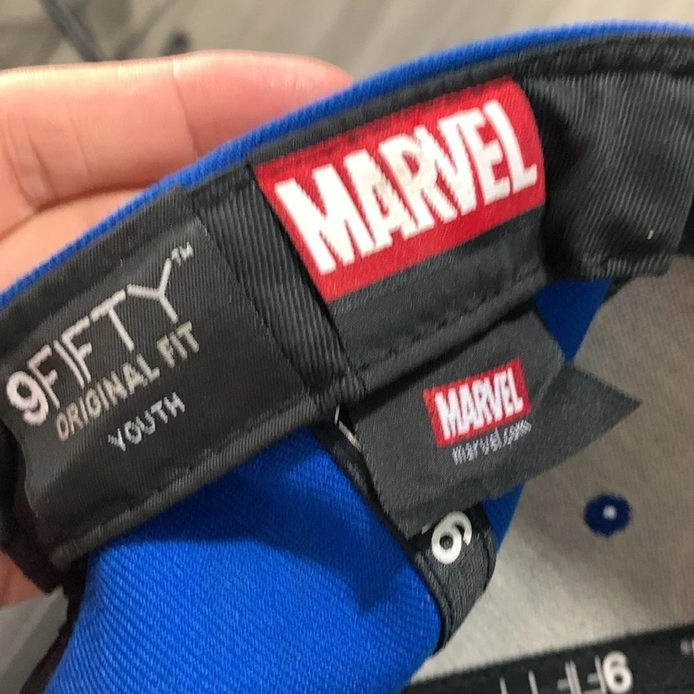 Marvel Captain America Shield‎ New Era 9Fifty Youth Snapback Hat